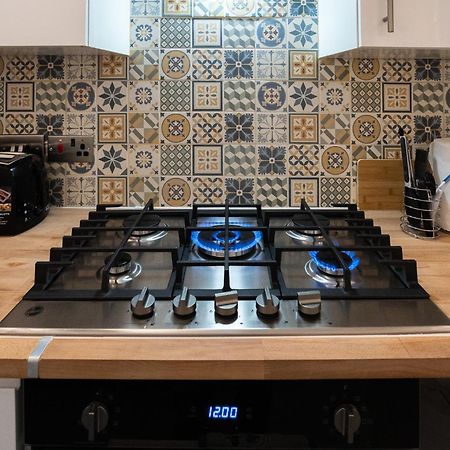 Spacious & Comfy Home In West Midlands - Sleeps 8, Free Parking, Wifi, Netflix, Prime Location, Ideal For Contractors, Business, Groups, Travellers, Families And Relocators Coventry Dış mekan fotoğraf