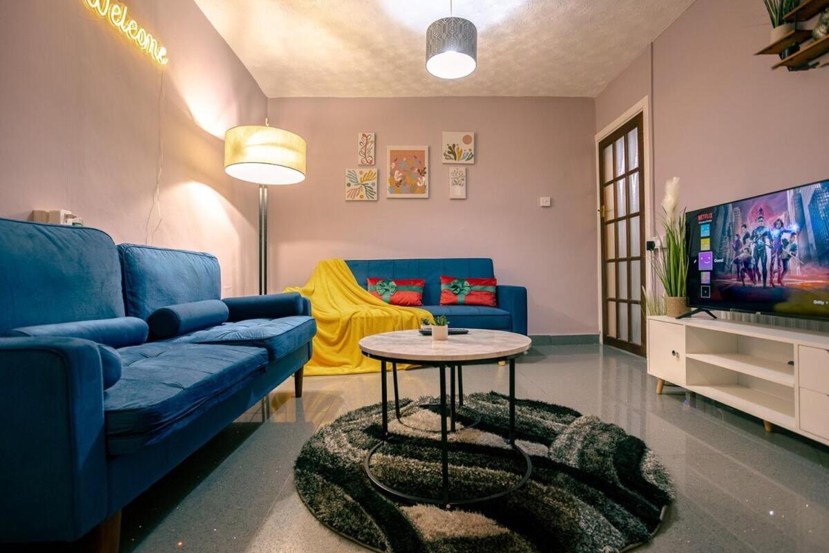 Spacious & Comfy Home In West Midlands - Sleeps 8, Free Parking, Wifi, Netflix, Prime Location, Ideal For Contractors, Business, Groups, Travellers, Families And Relocators Coventry Oda fotoğraf