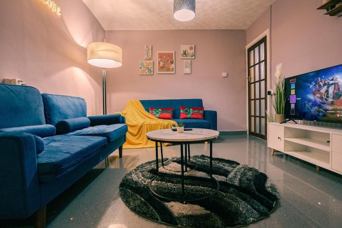 Spacious & Comfy Home In West Midlands - Sleeps 8, Free Parking, Wifi, Netflix, Prime Location, Ideal For Contractors, Business, Groups, Travellers, Families And Relocators Coventry Oda fotoğraf